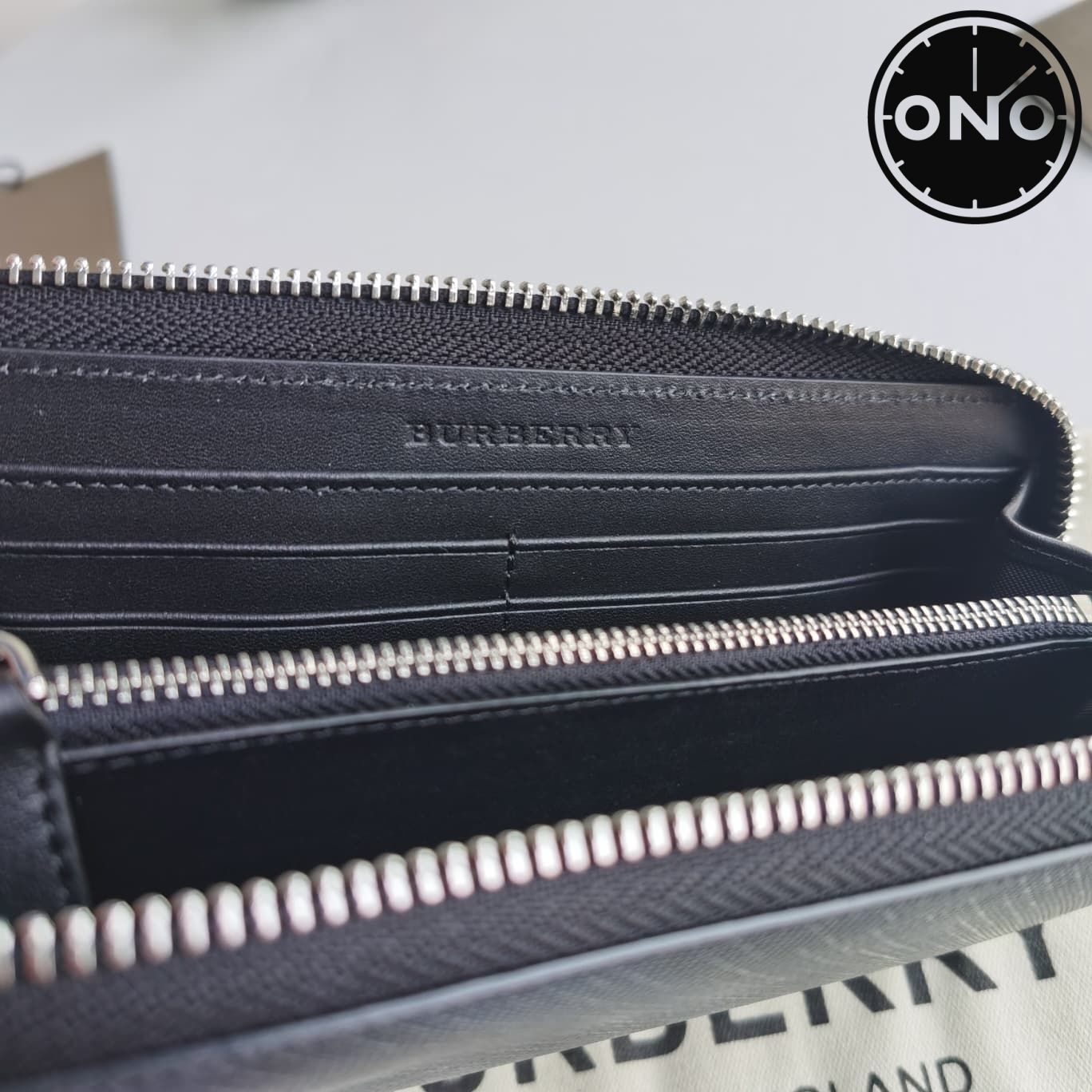 burberry-wallet_7_5.jpg