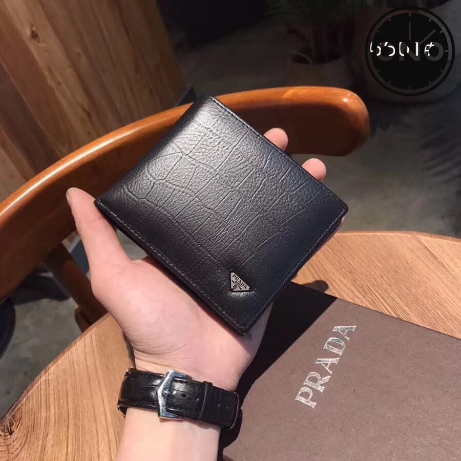 prada_wallet_22_5.jpg
