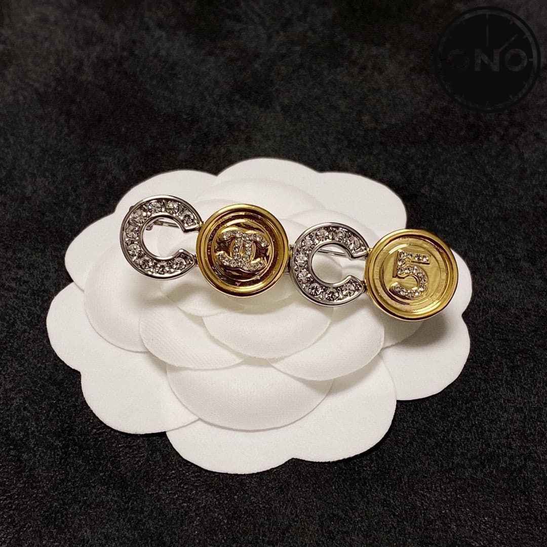 chanel-brooch_19_4.jpg