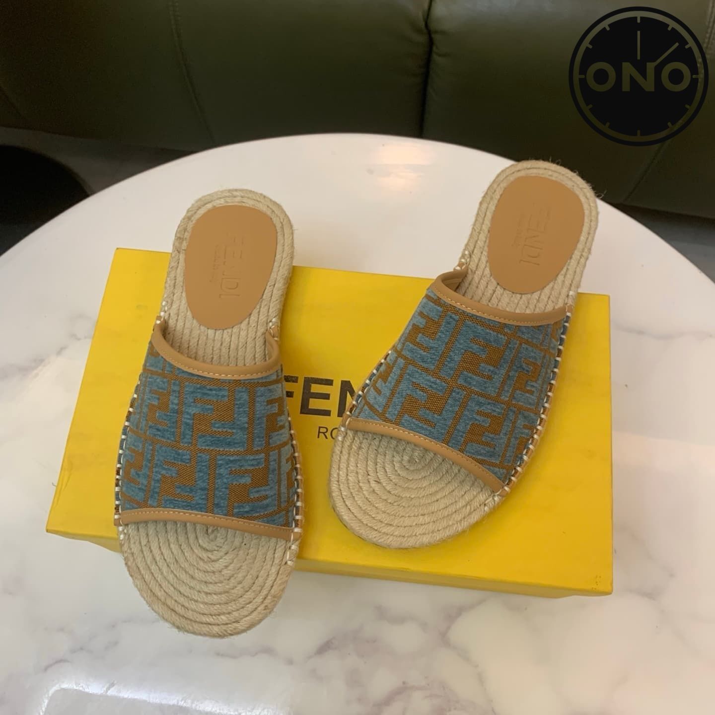 fendi-slippers_25_3.jpg