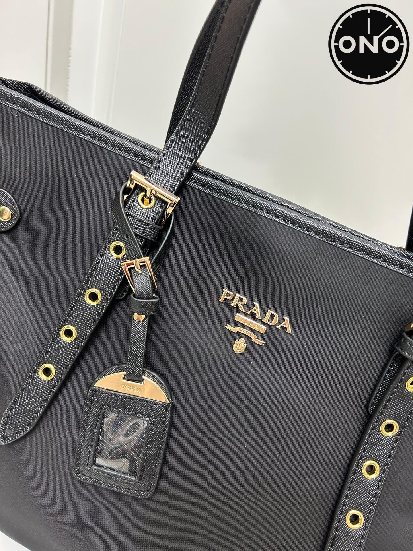 prada_women_130_5.jpg