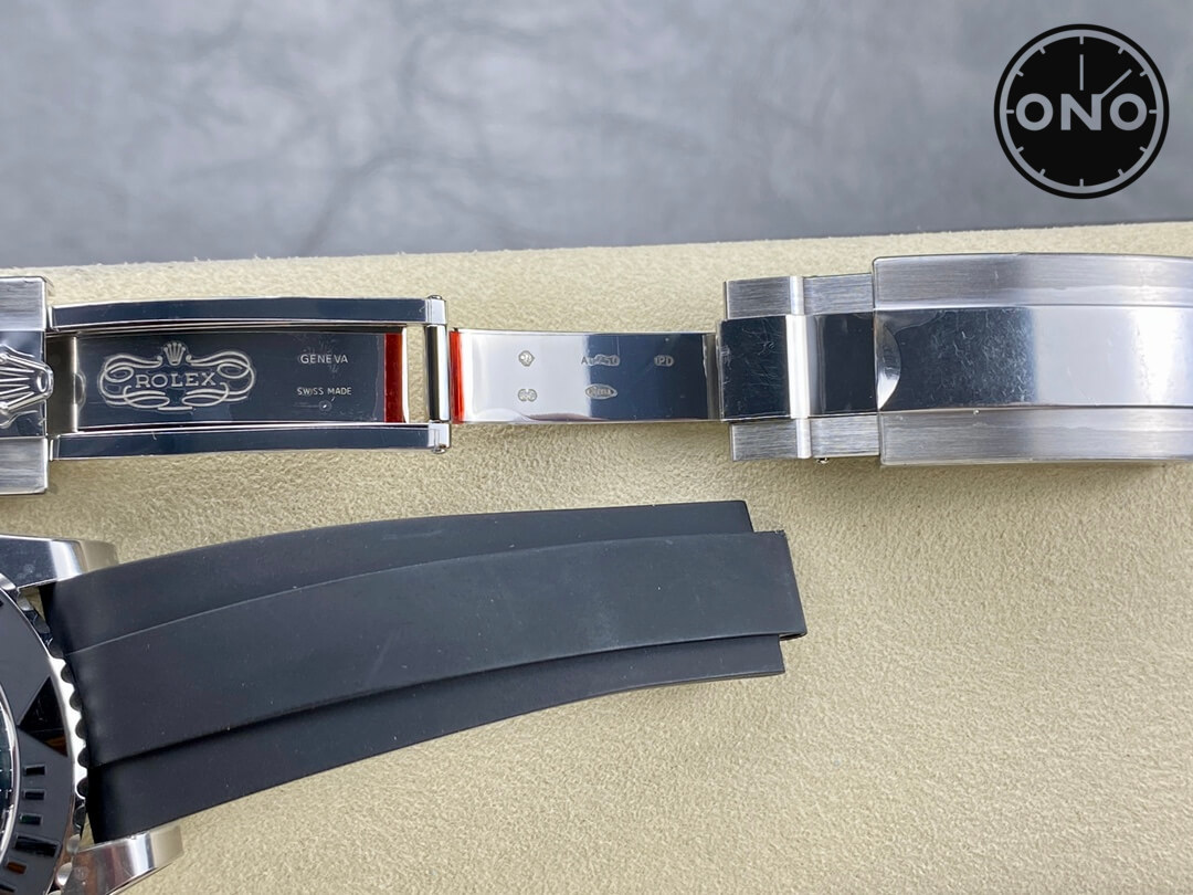 Yacht-Master_12_9.jpg