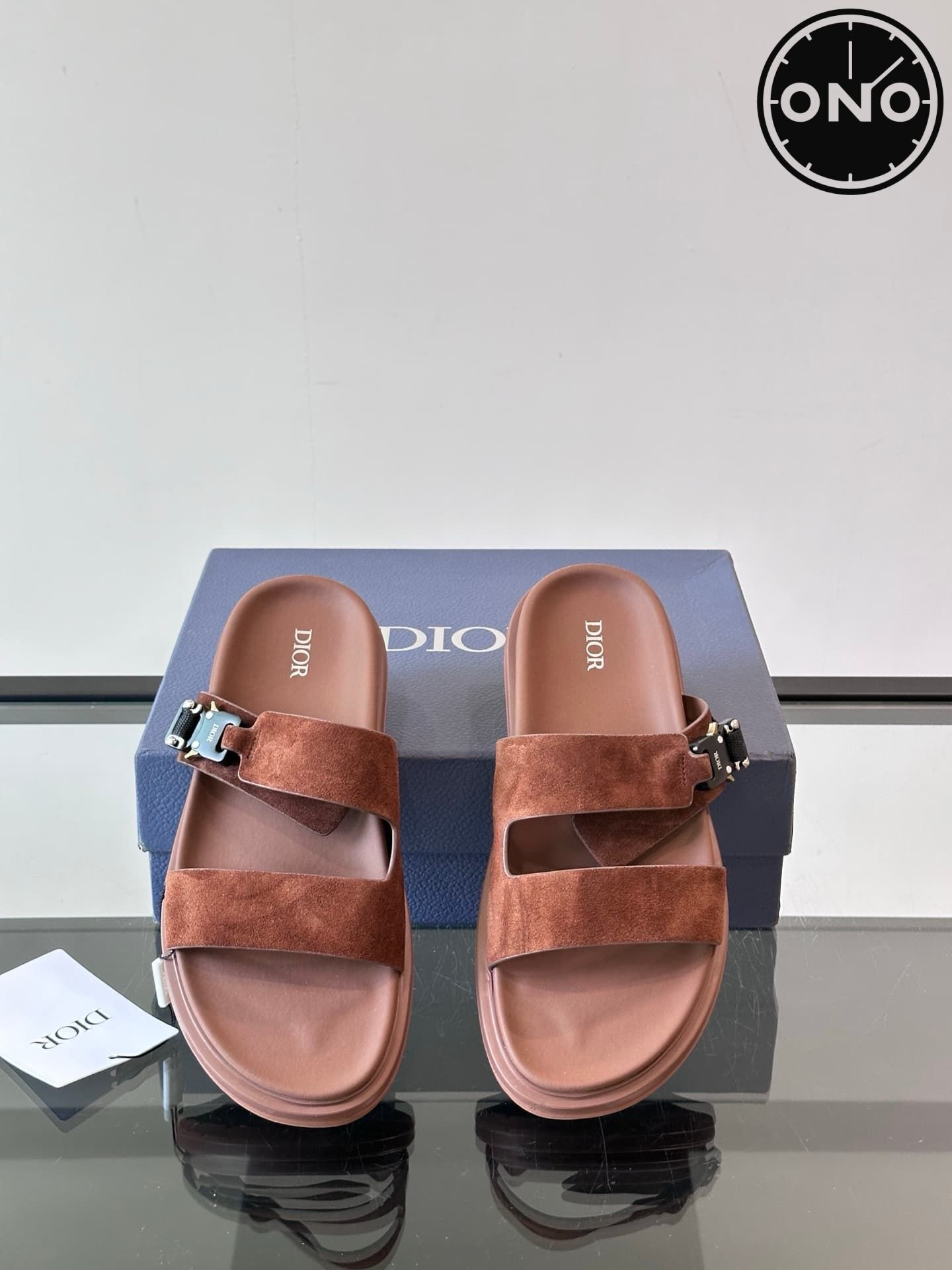 dior-slippers_4_5.jpg