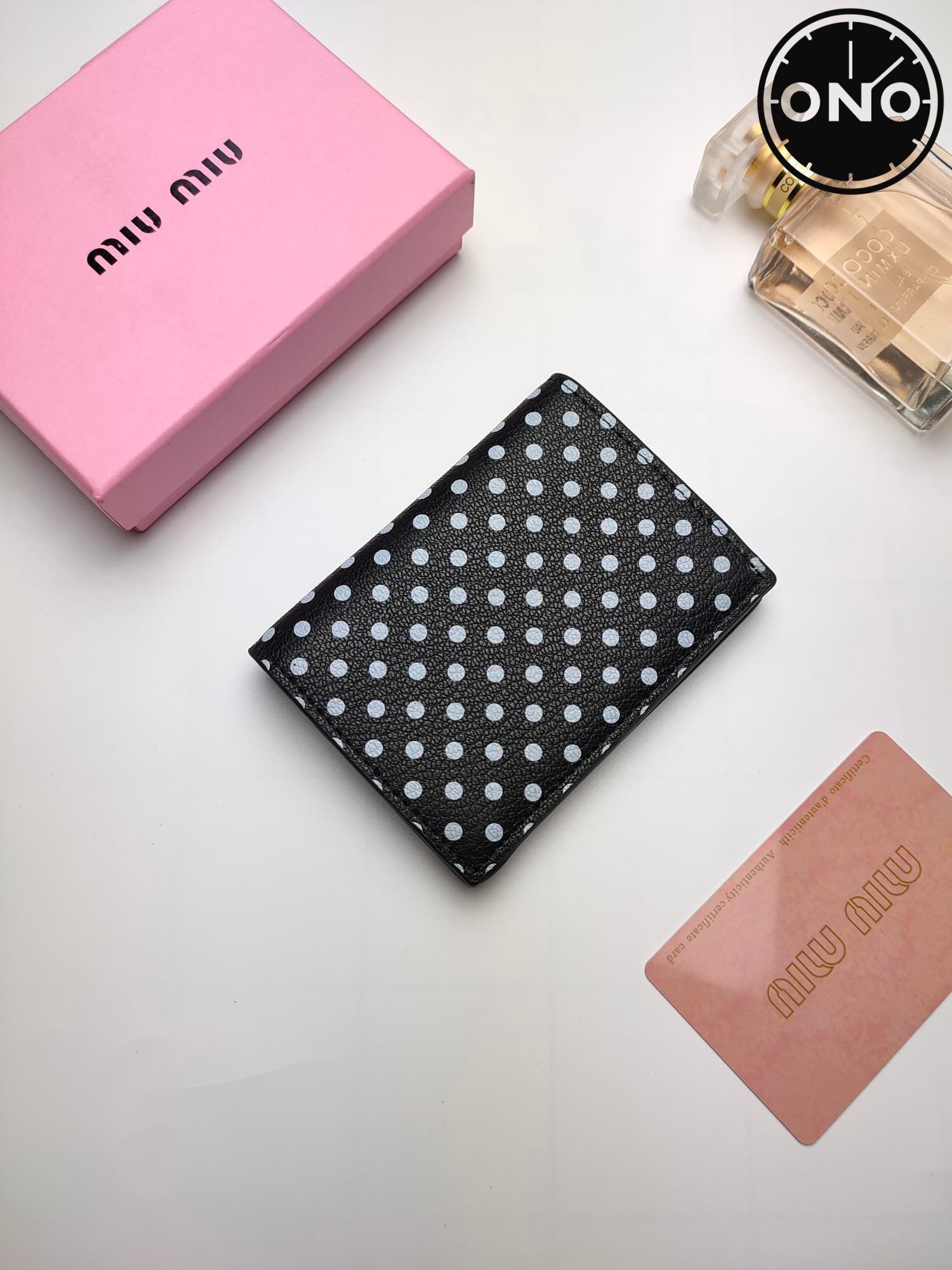 miumiu_wallet_28_5.jpg