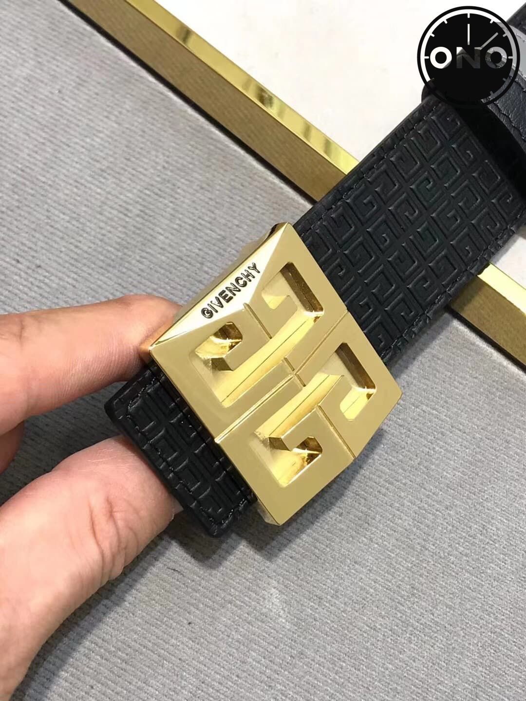 givenchy_belt_44_6.jpg