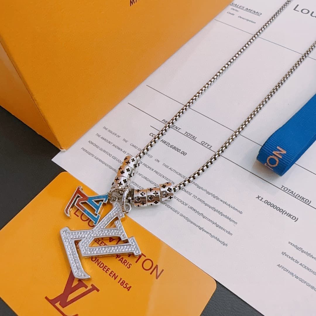 lv-necklace_12_2.jpg