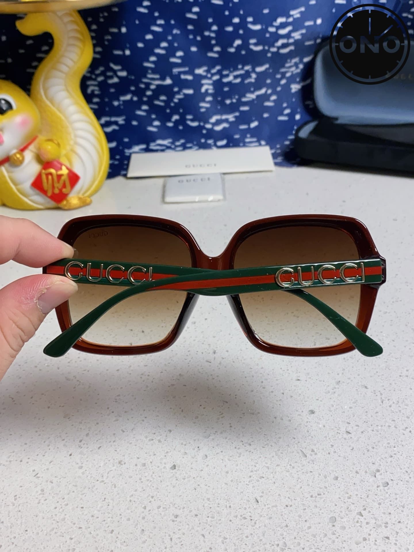 gucci-glasses_25_4.jpg