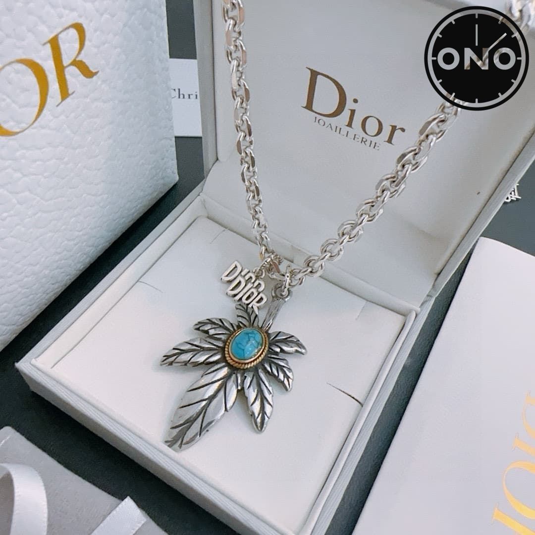 dior-necklace_18_2.jpg