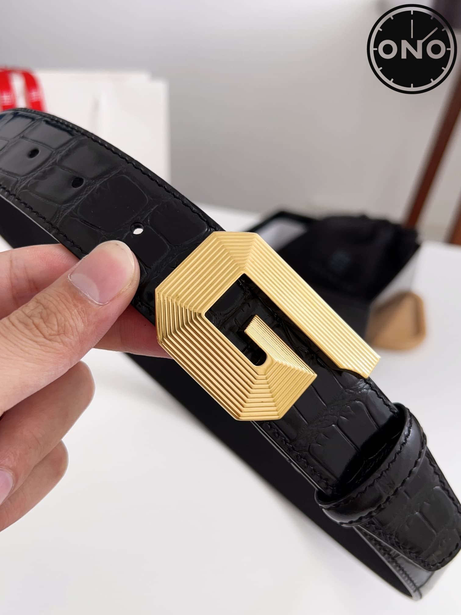 givenchy_belt_39_8.jpg