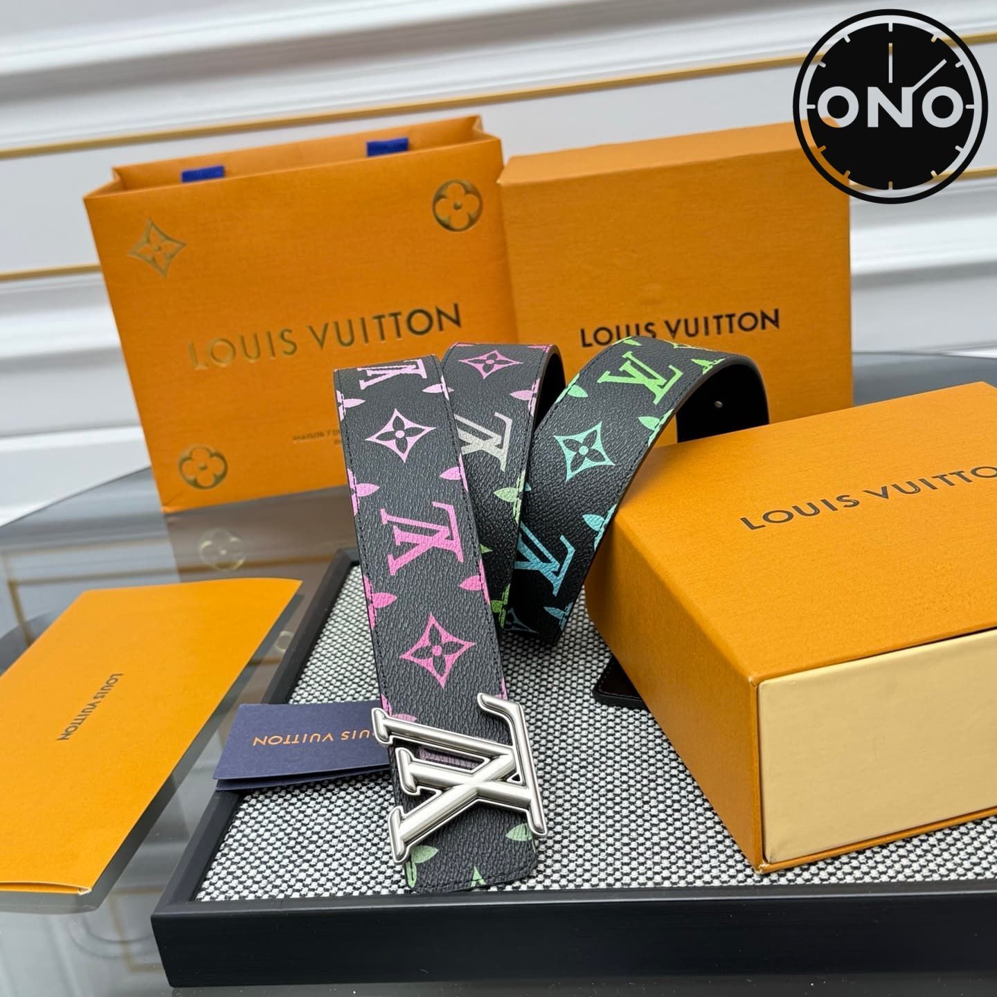 lv_belt_94_1.jpg