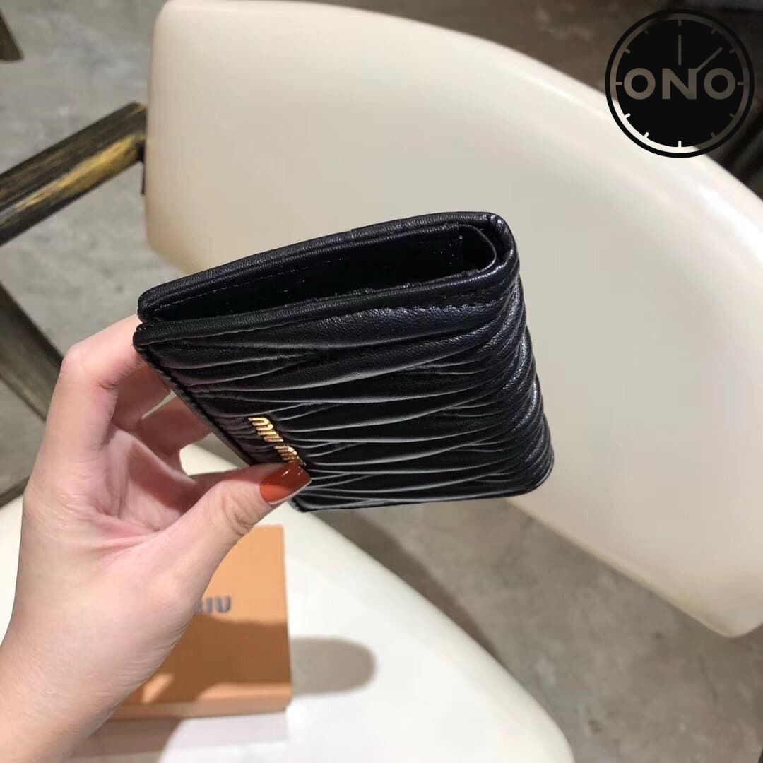 miumiu_wallet_16_2.jpg