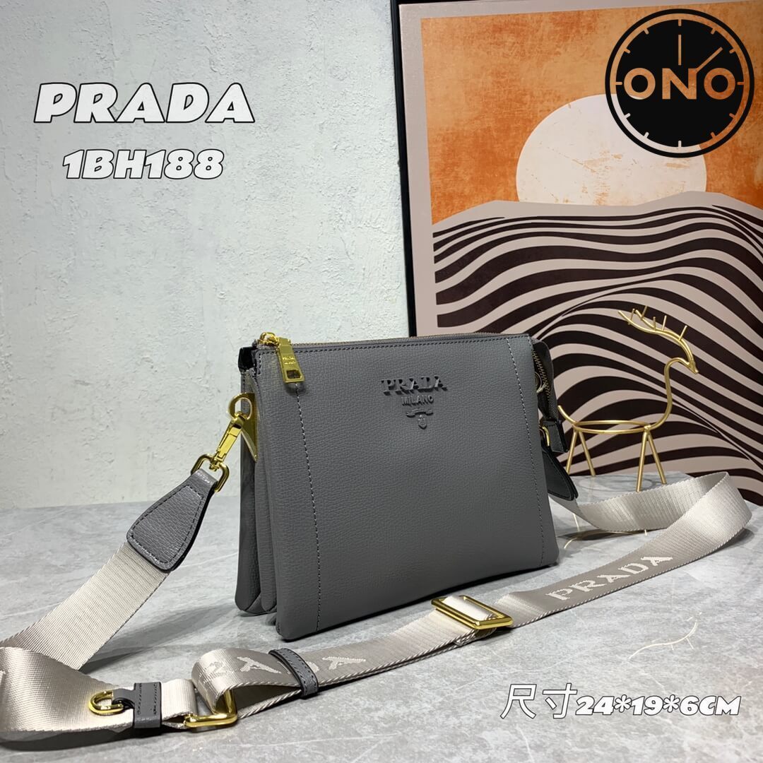 prada_women_154_1.jpg