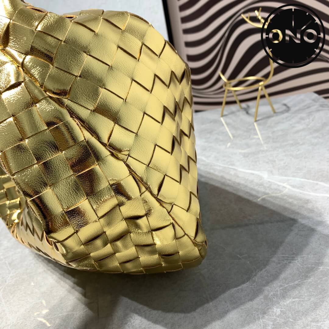 bottega_veneta_women_54_5.jpg