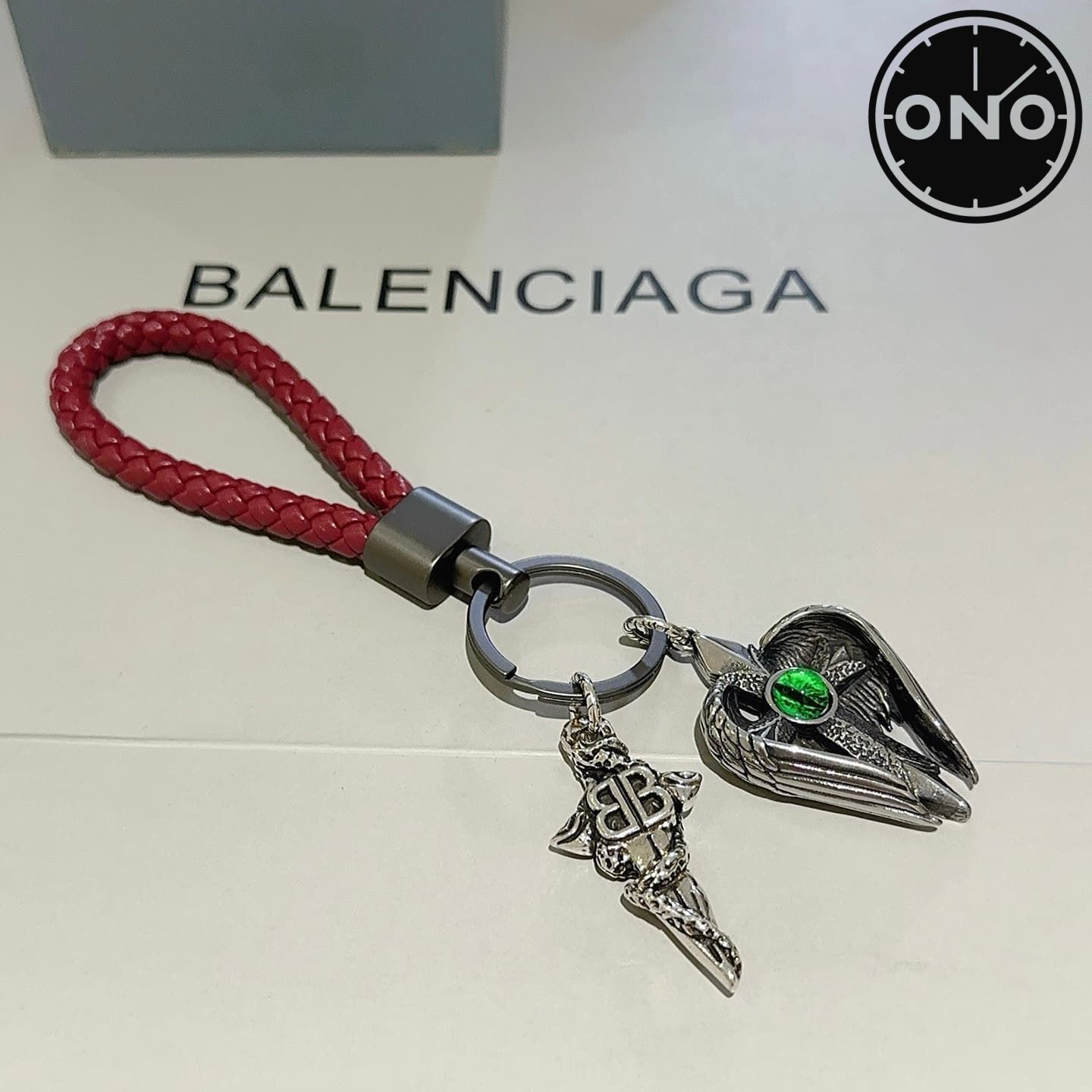 balenciaga-clasp_33_2.jpg