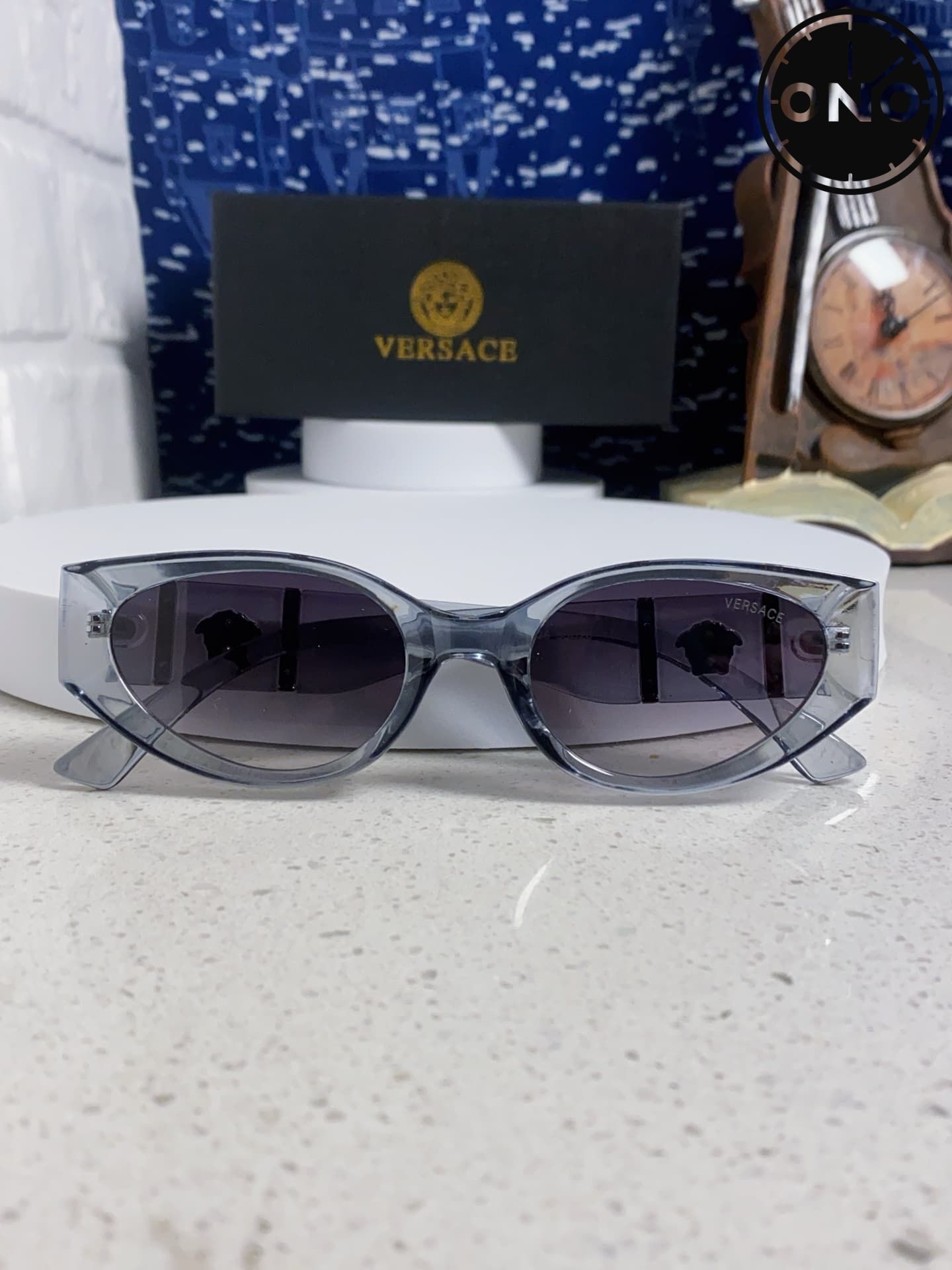 versace-glasses_21_9.jpg