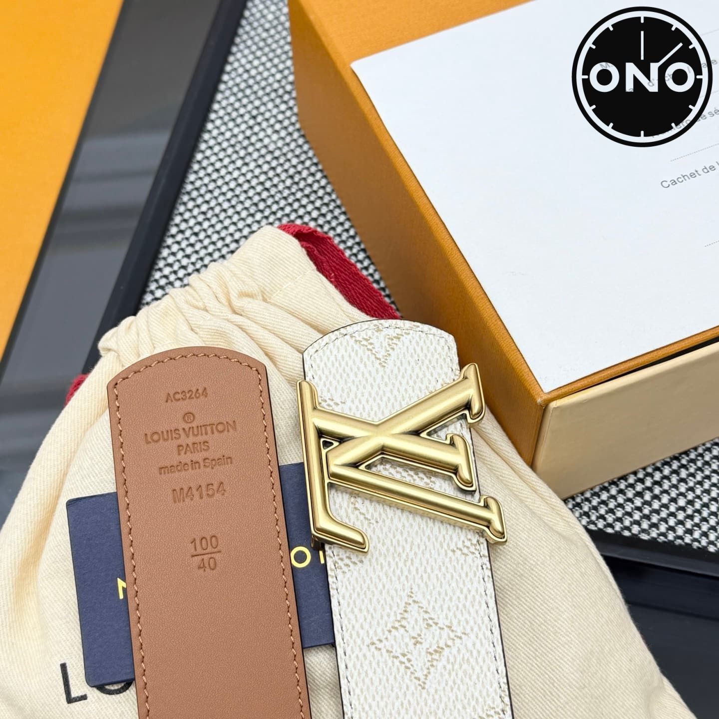 lv_belt_105_5.jpg