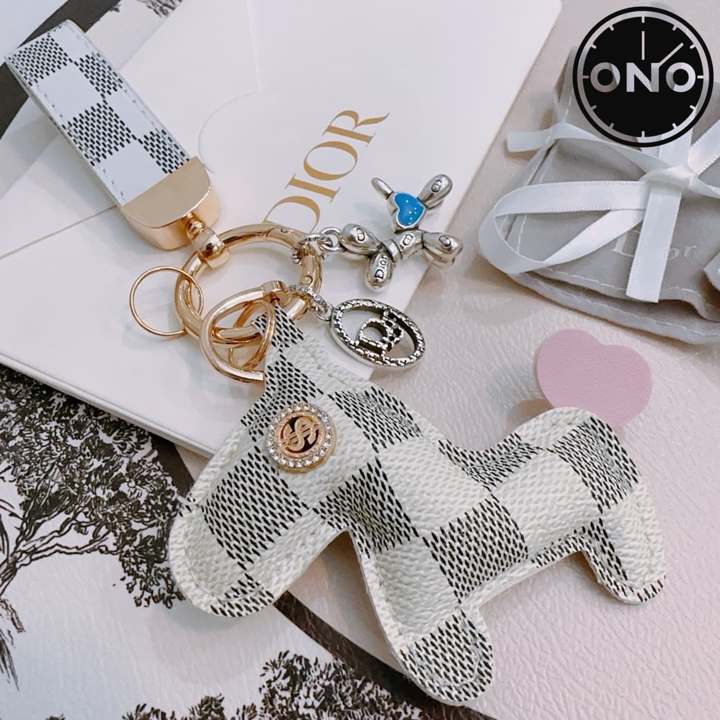 dior-clasp_7_5.jpg