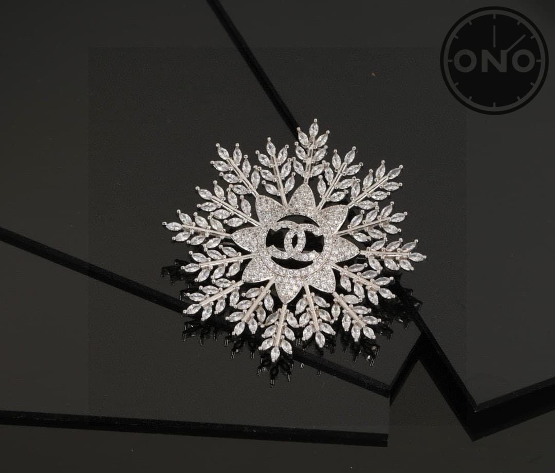 chanel-brooch_11_2.jpg
