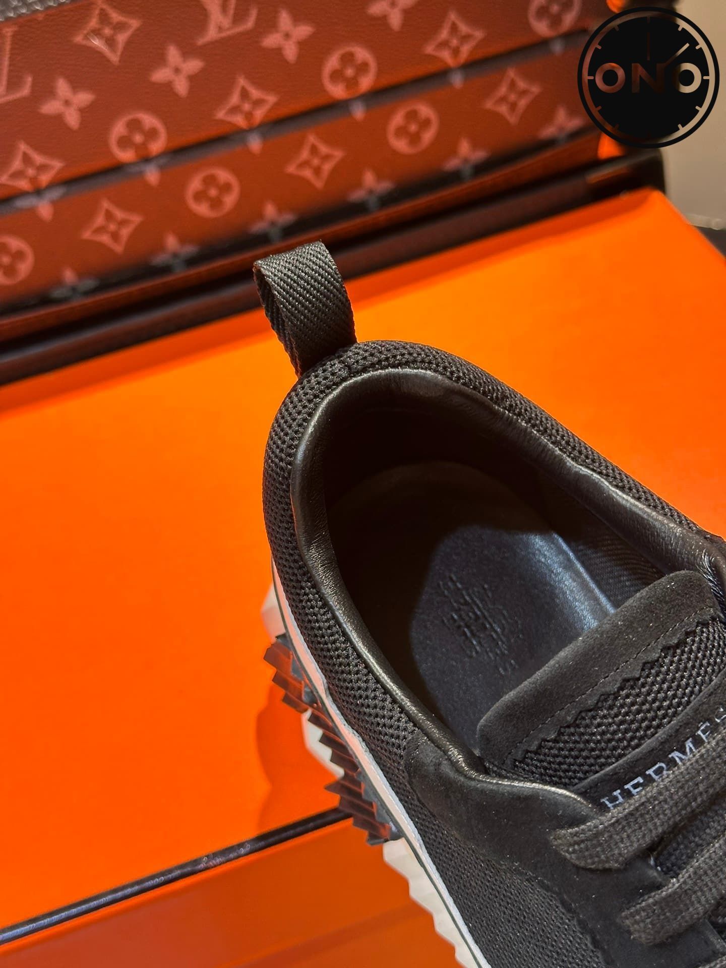 hermes-sport-shoes_57_8.jpg