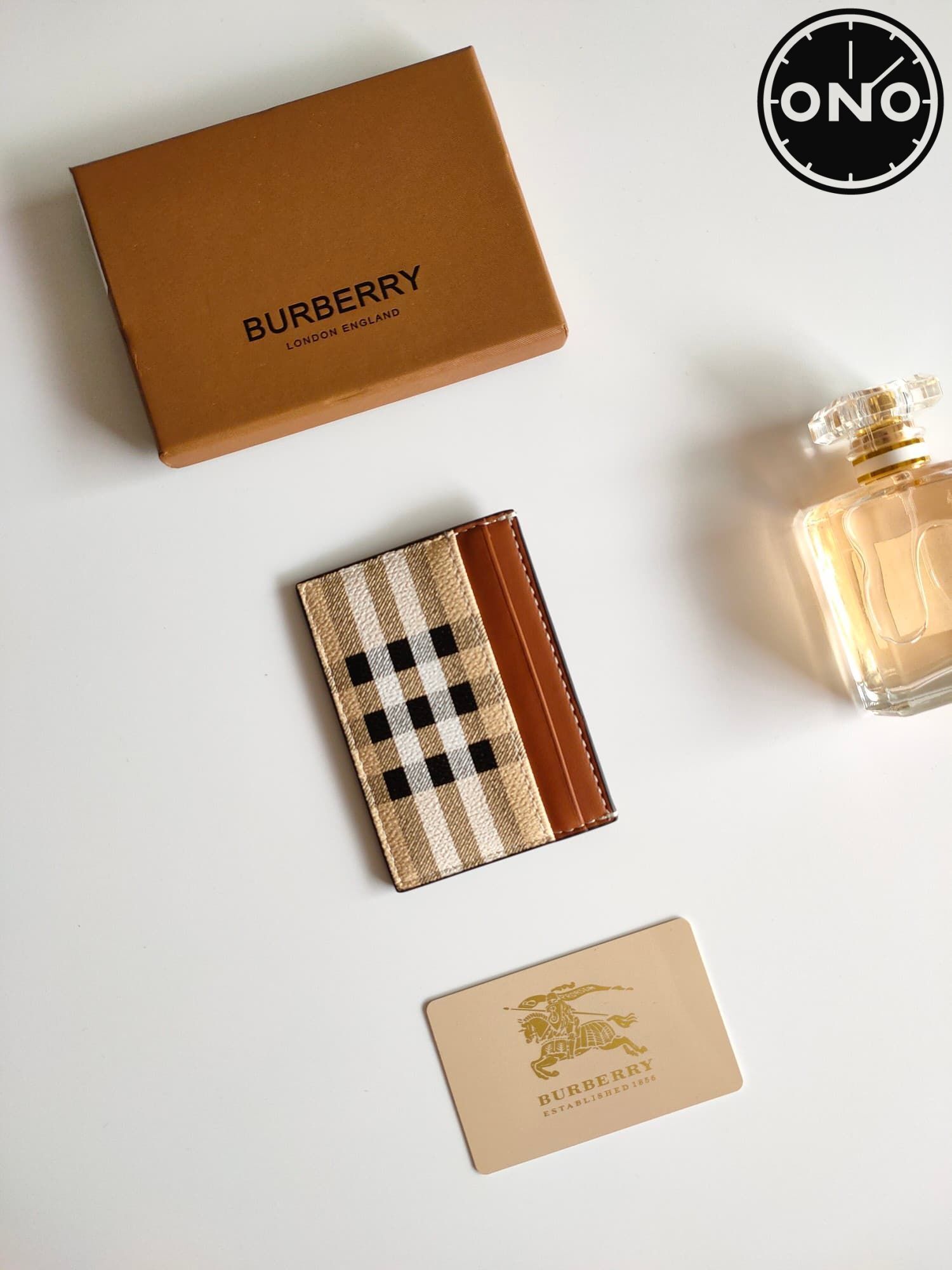 burberry-wallet_17_1.jpg