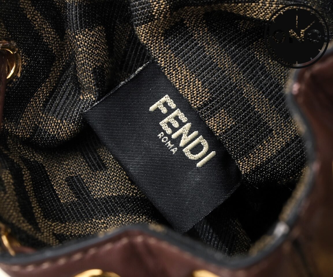 fendi_women_74_7.jpg