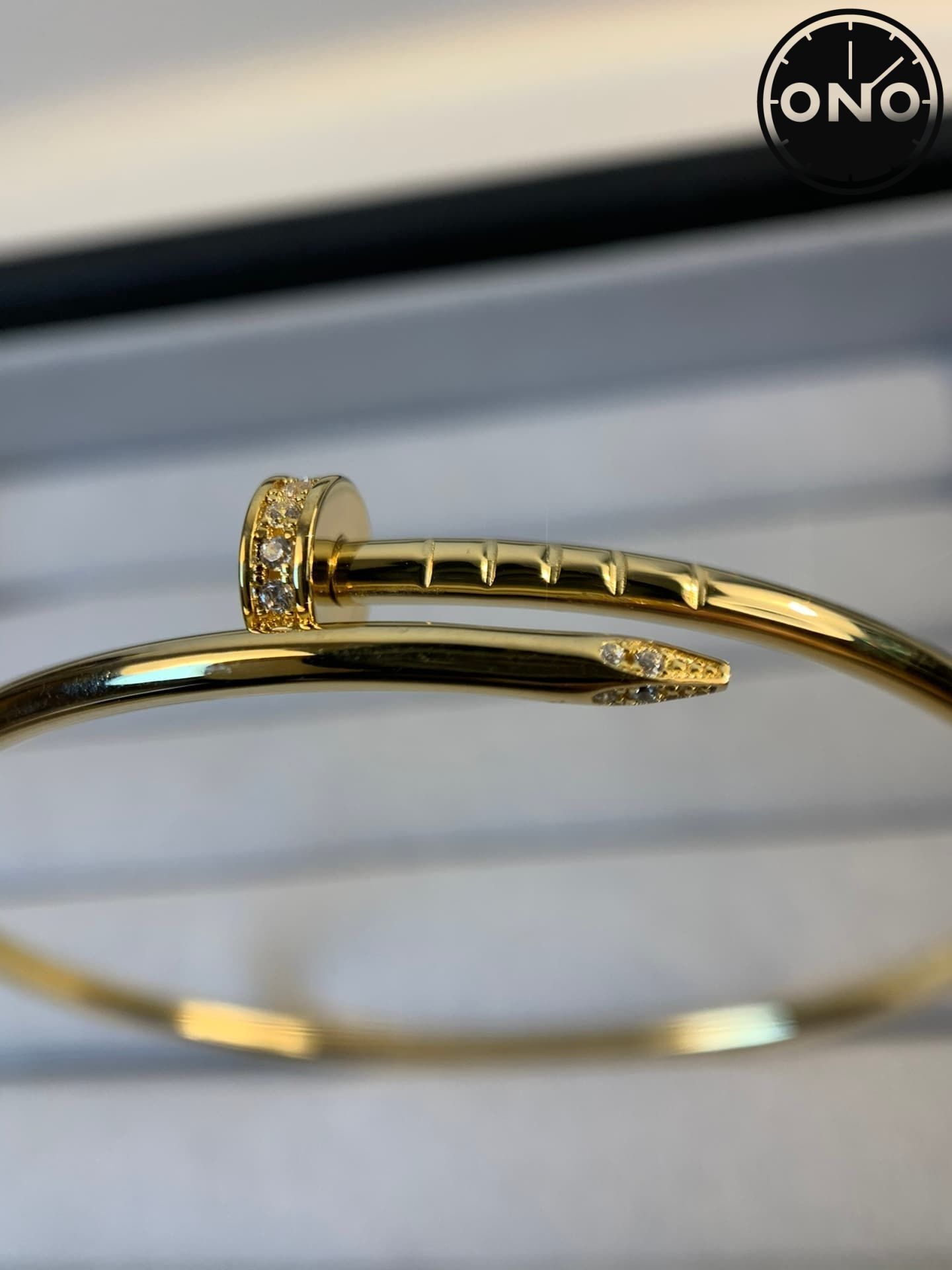 cartier-bracelet_20_6.jpg