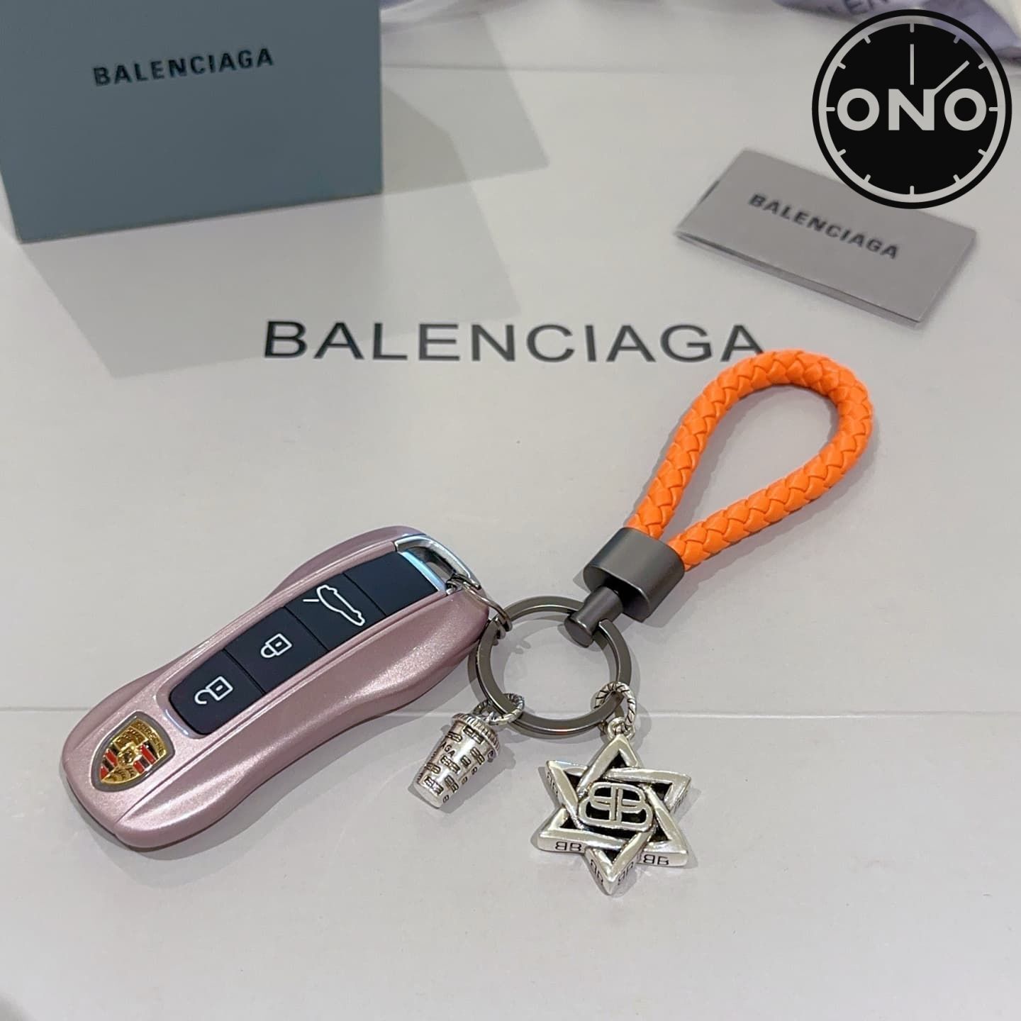 balenciaga-clasp_86_5.jpg