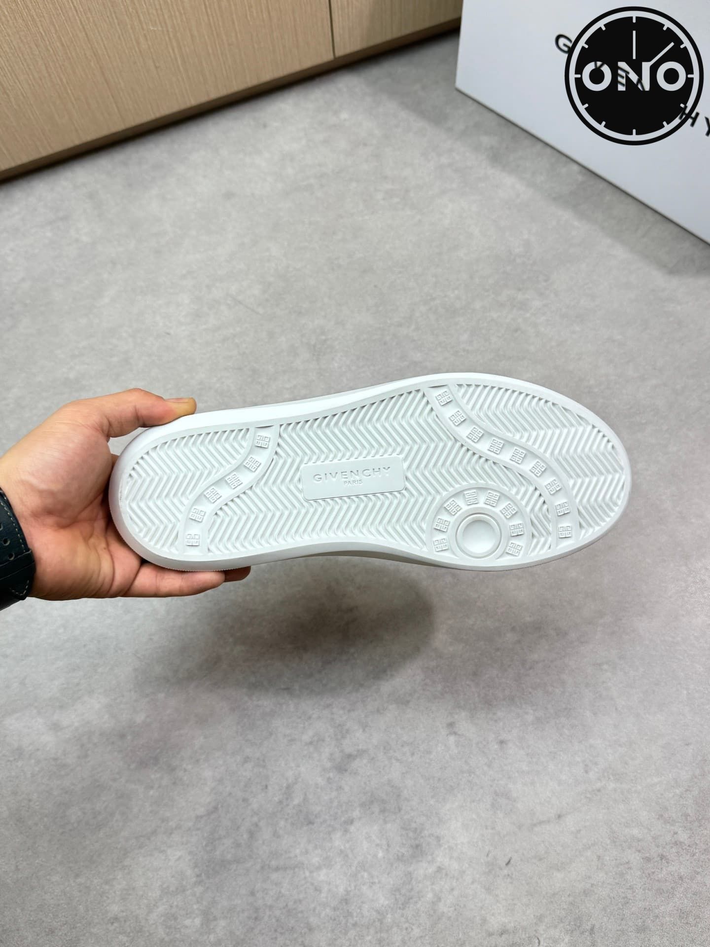 givenchy-casual-shoes_9_8.jpg