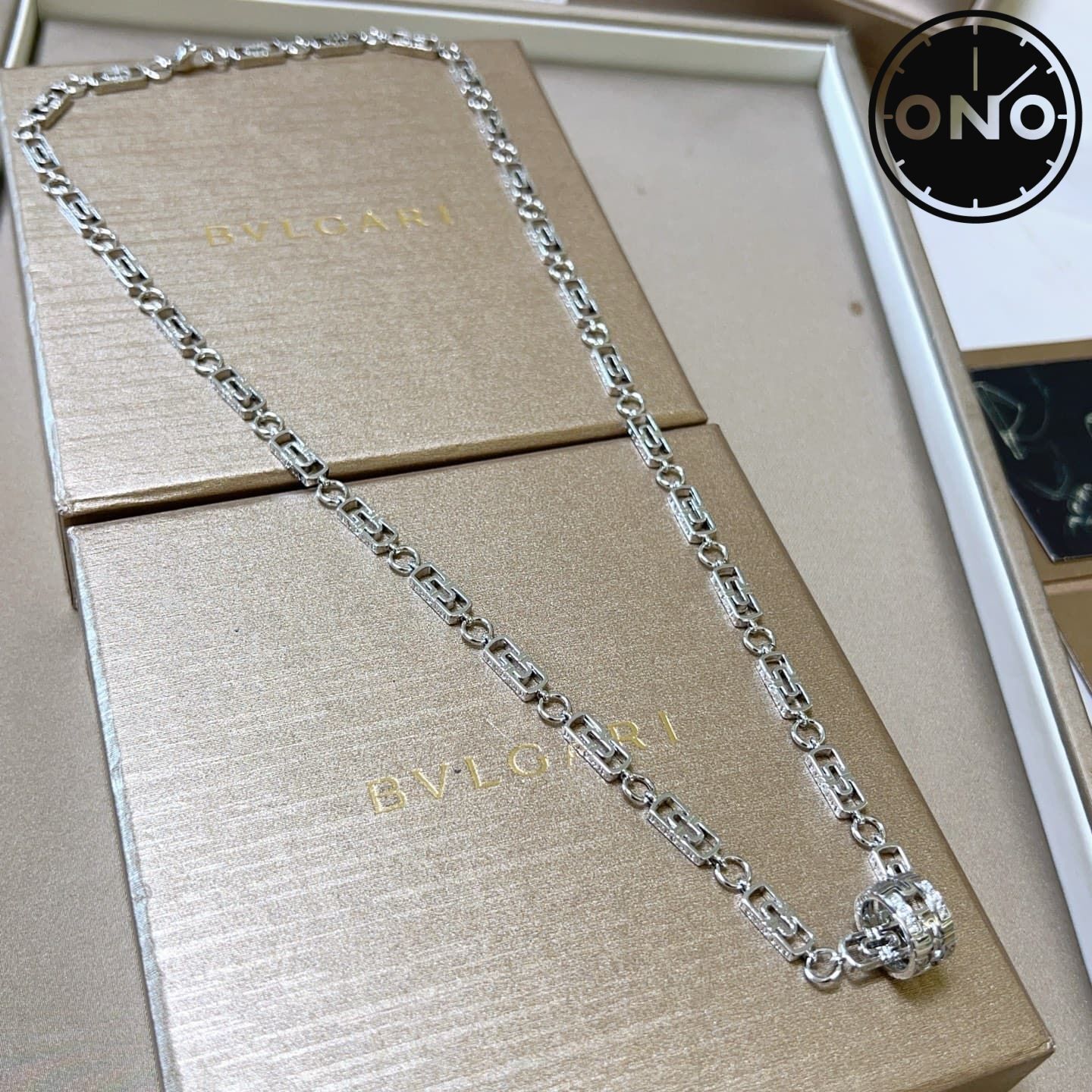 bvlgari-bracelet_104_7.jpg