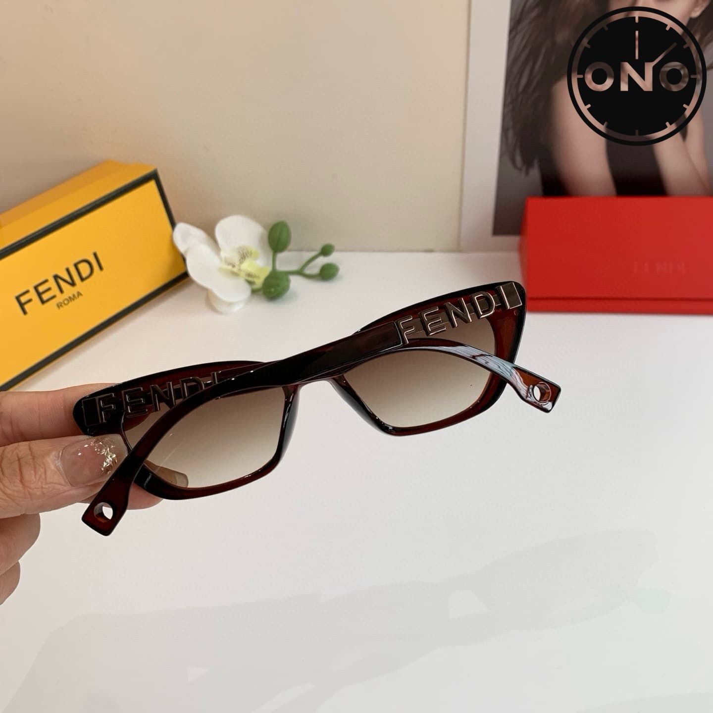 fendi-glasses_39_4.jpg