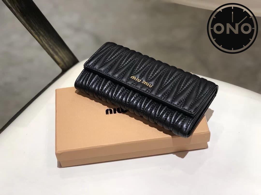 miumiu_wallet_37_1.jpg