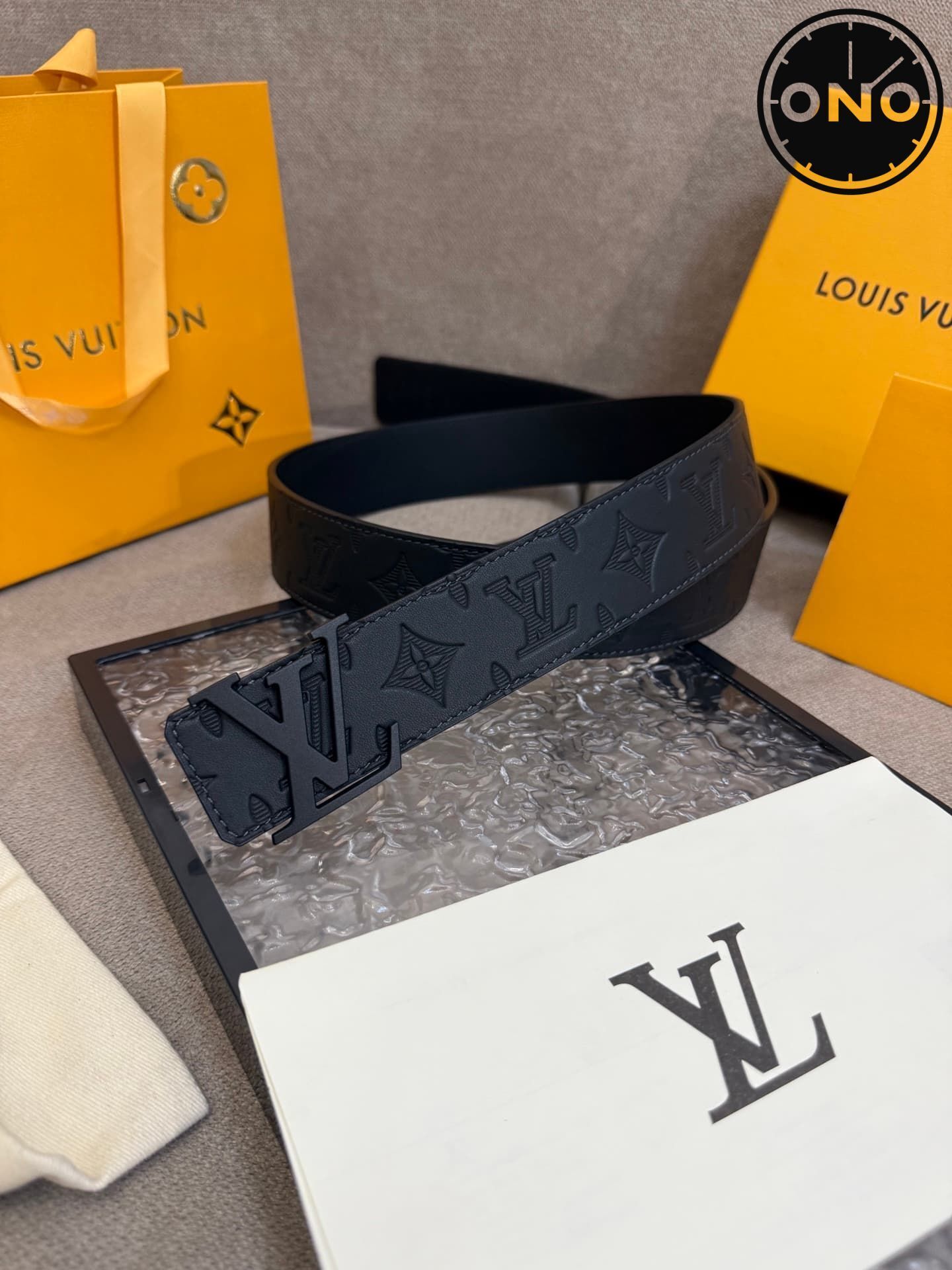 lv_belt_43_1.jpg