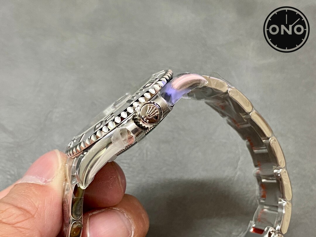 Yacht-Master_13_7.jpg