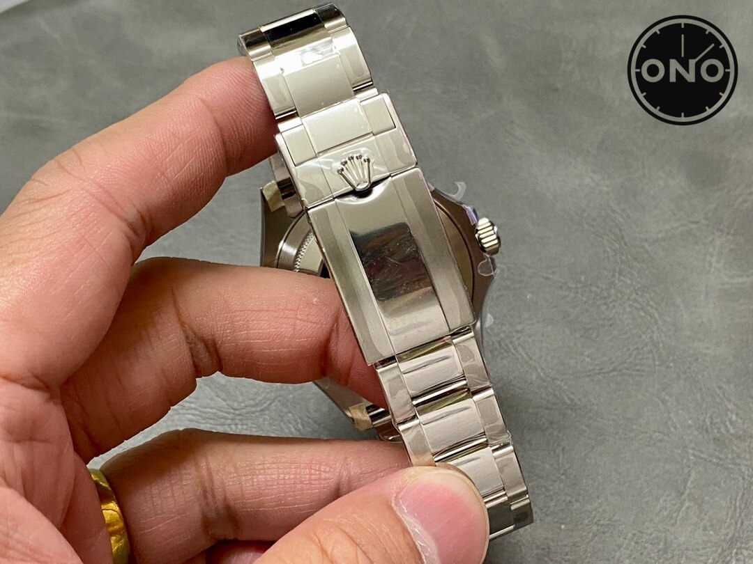 Yacht-Master_13_9.jpg