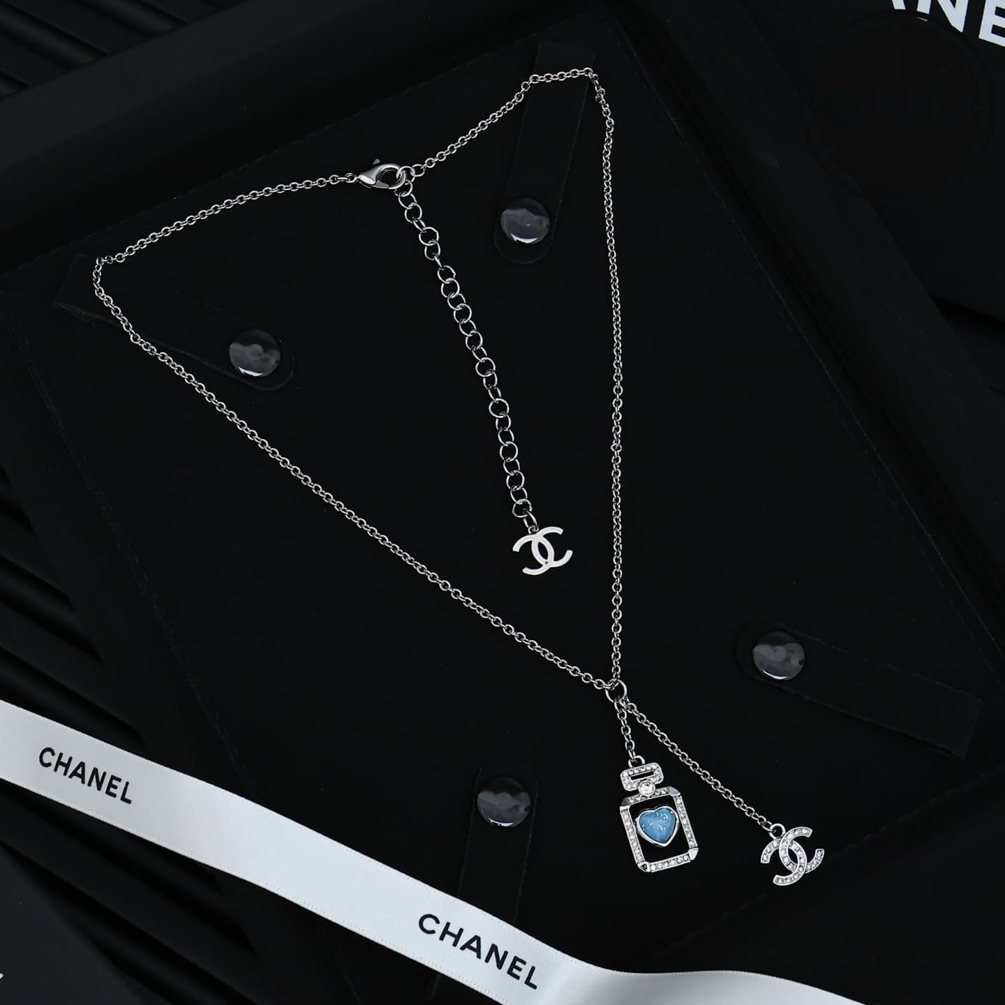 chanel-necklace_33_1.jpg