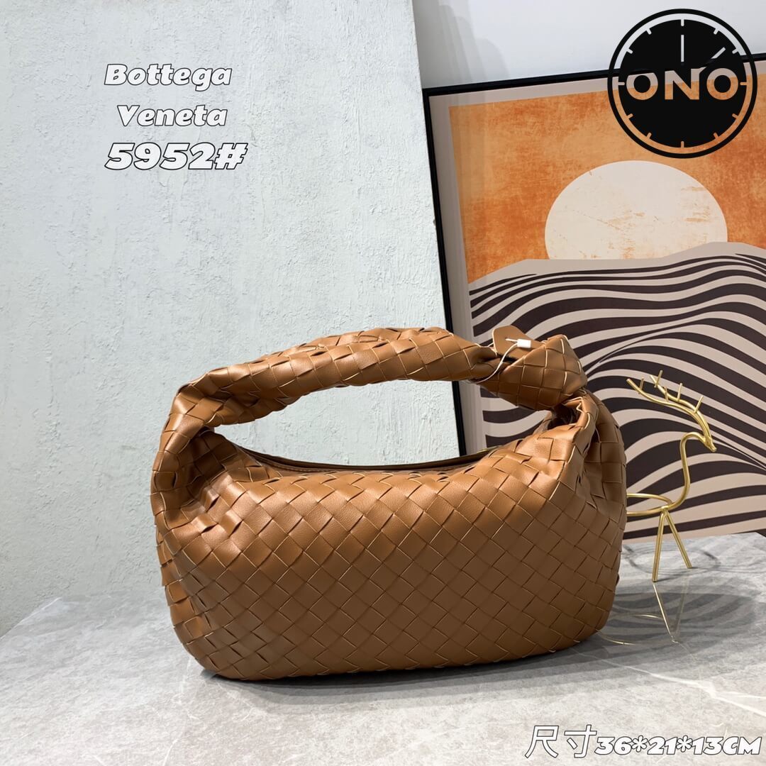bottega_veneta_women_55_2.jpg