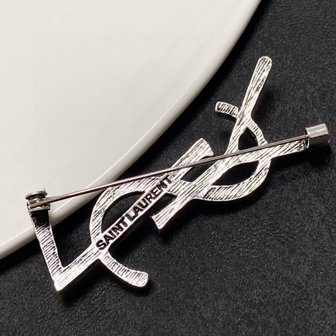 ysl-brooch_22_2.jpg