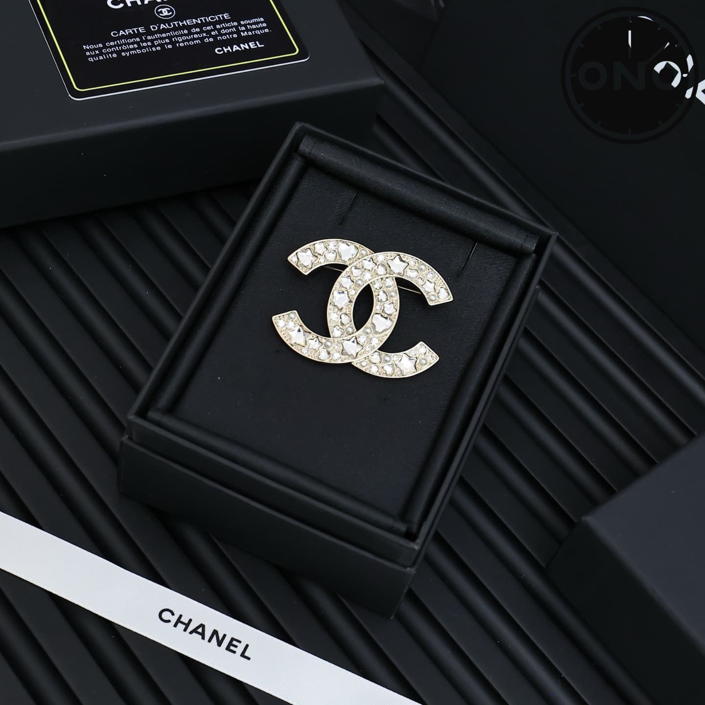 chanel-brooch_14_1.jpg