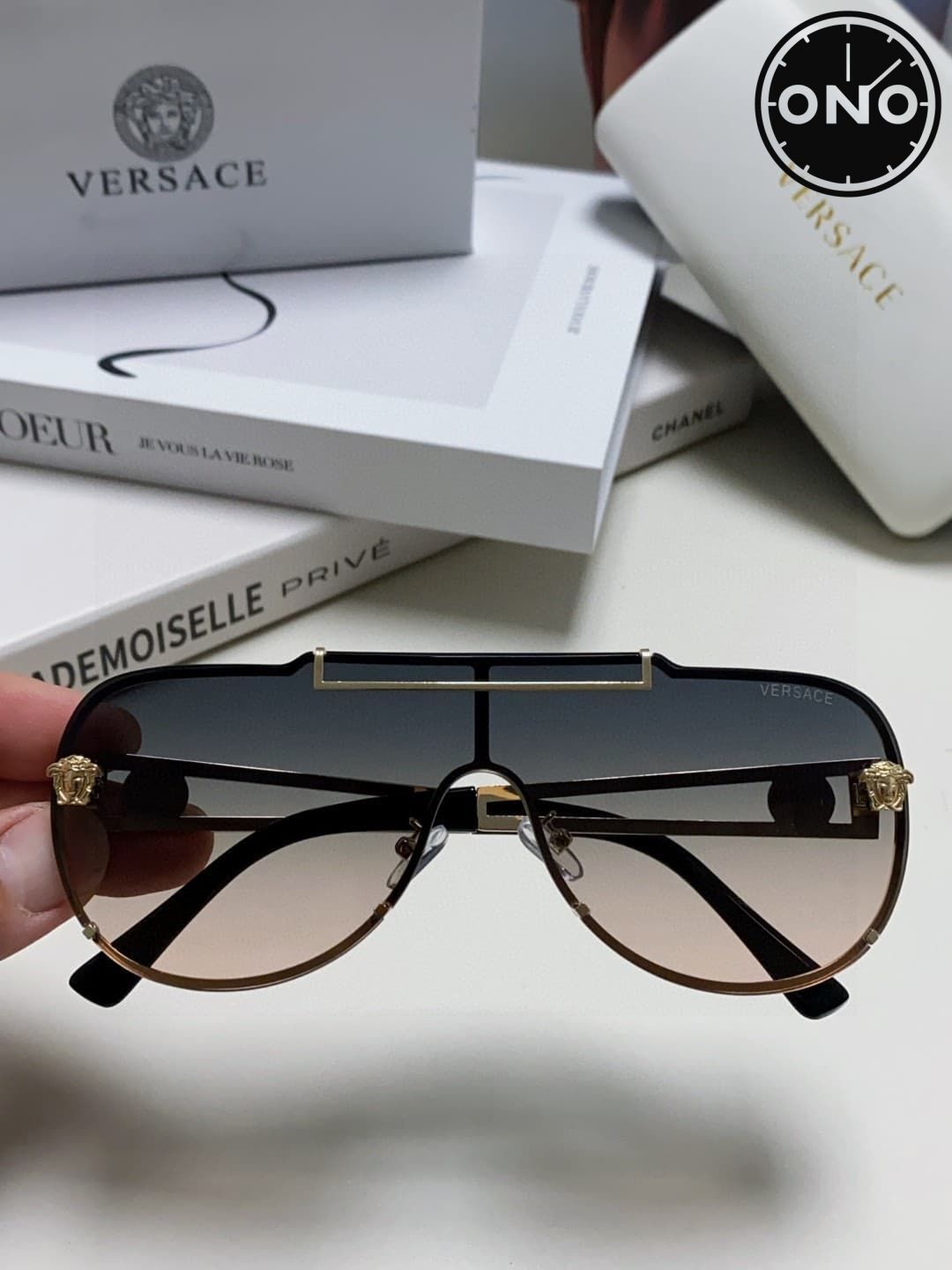 versace-glasses_26_3.jpg