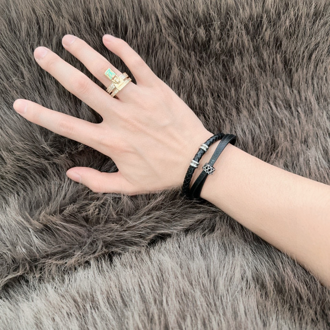 lv-bracelet_4_8.jpg