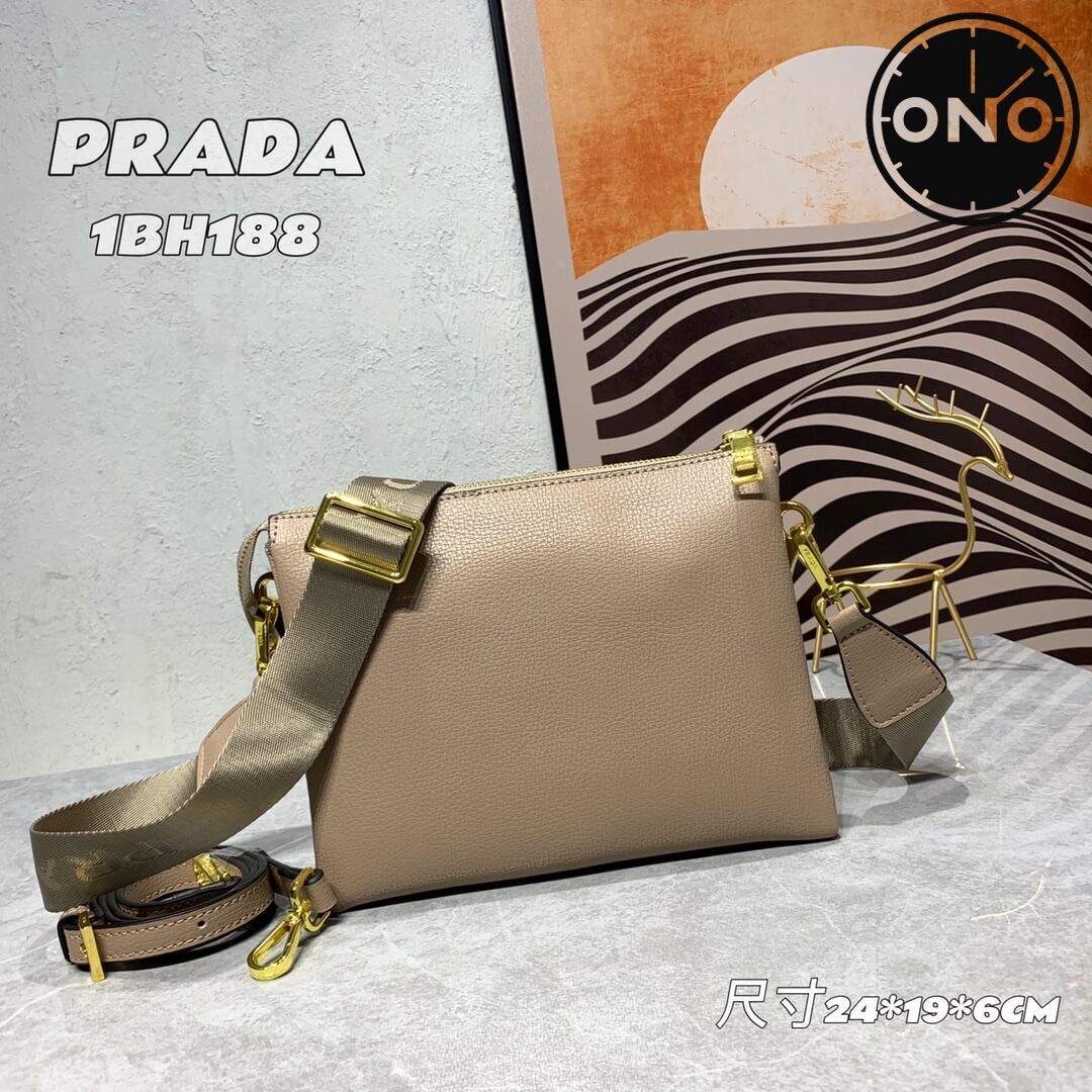 prada_women_150_2.jpg