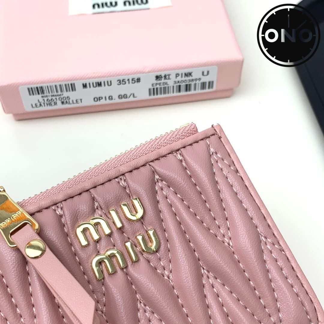 miumiu_wallet_10_4.jpg