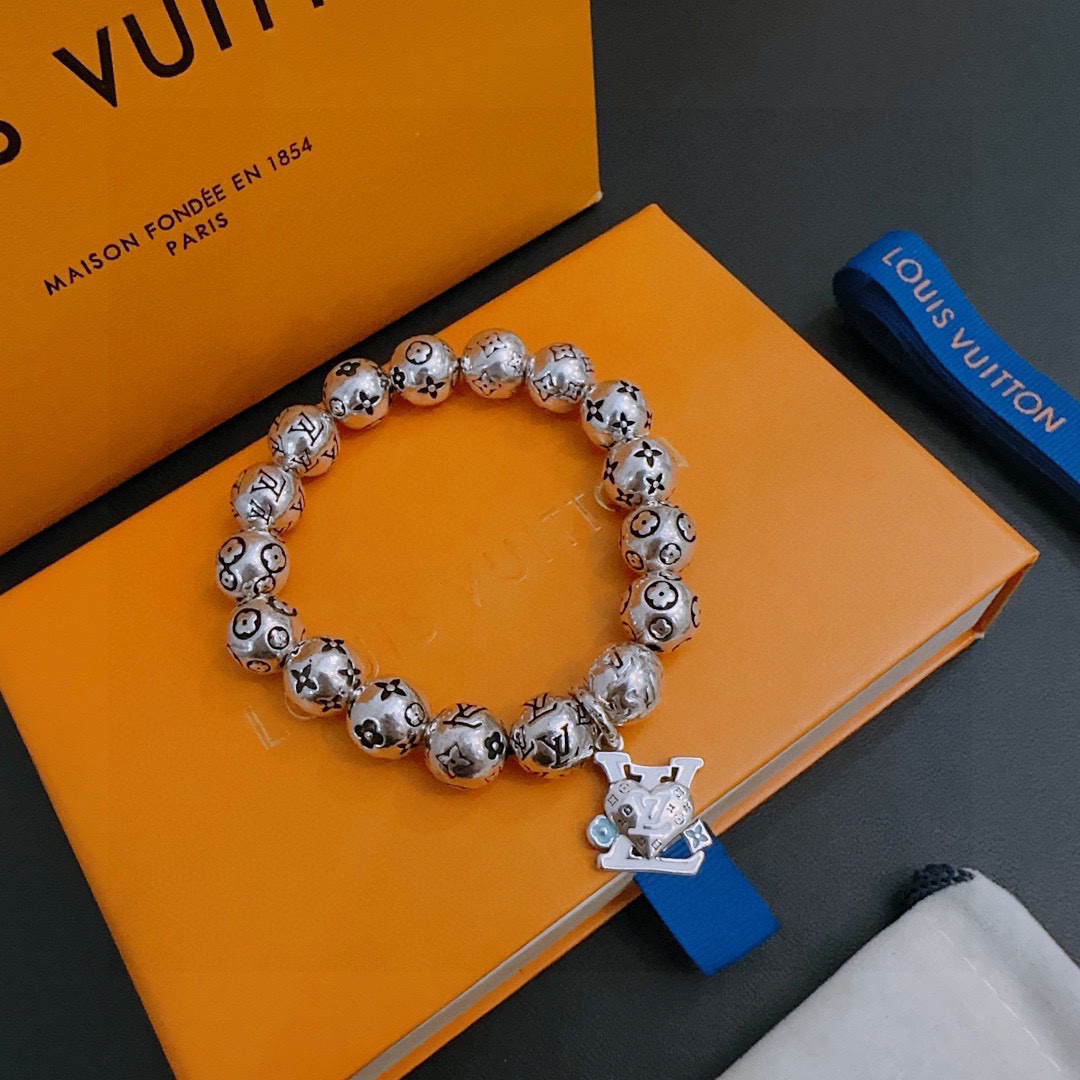 lv-bracelet_38_5.jpg