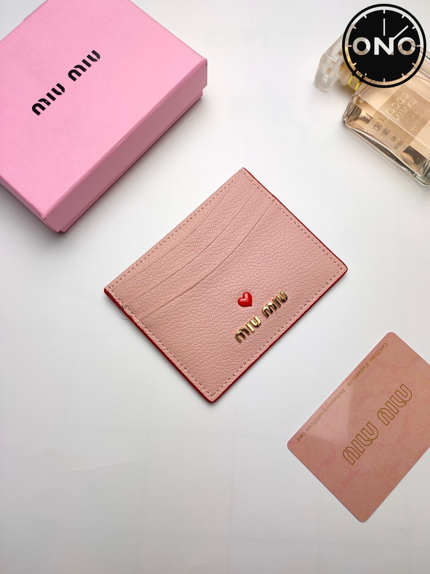 miumiu_wallet_41_1.jpg
