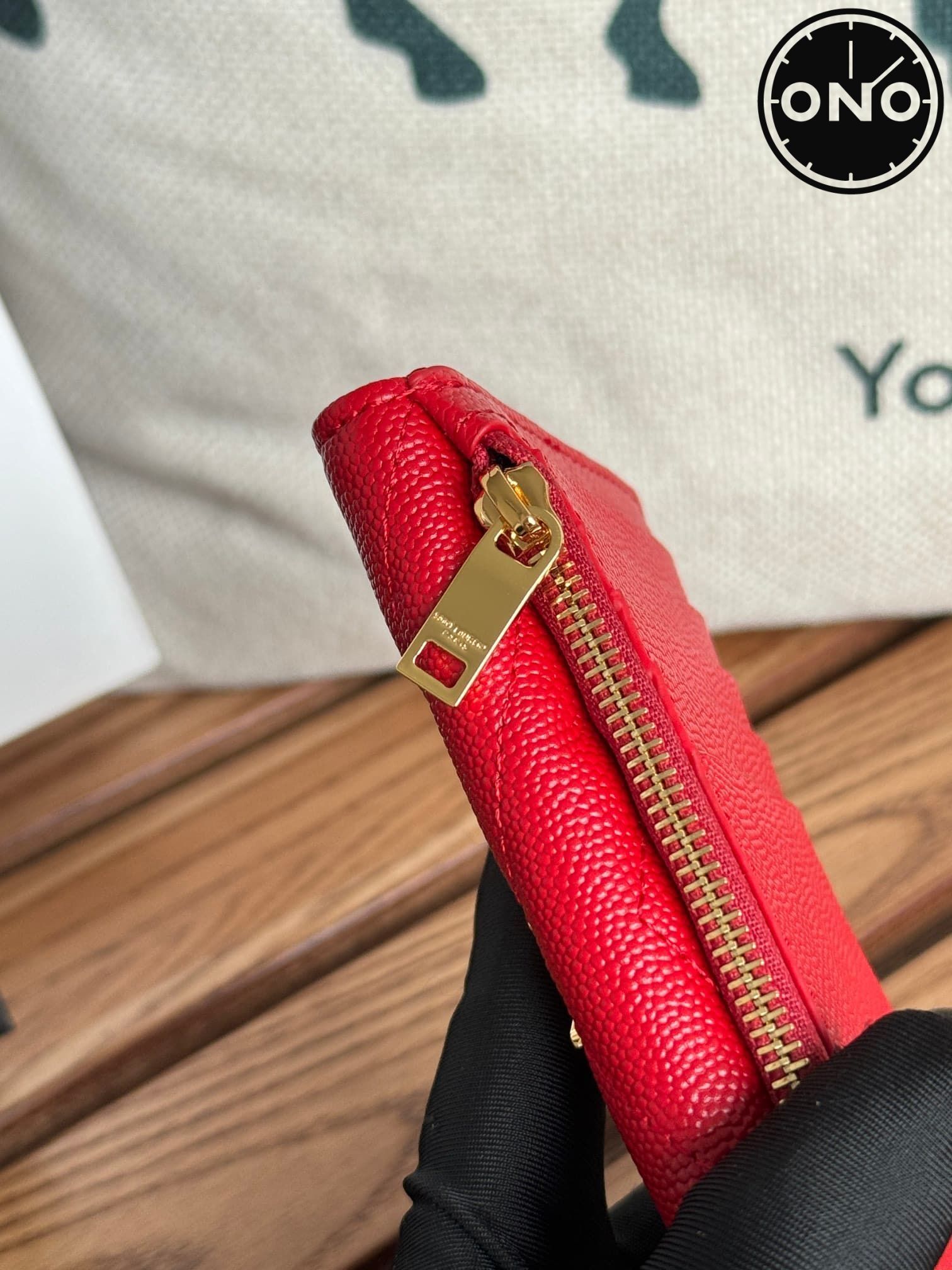 ysl-wallet_8_4.jpg
