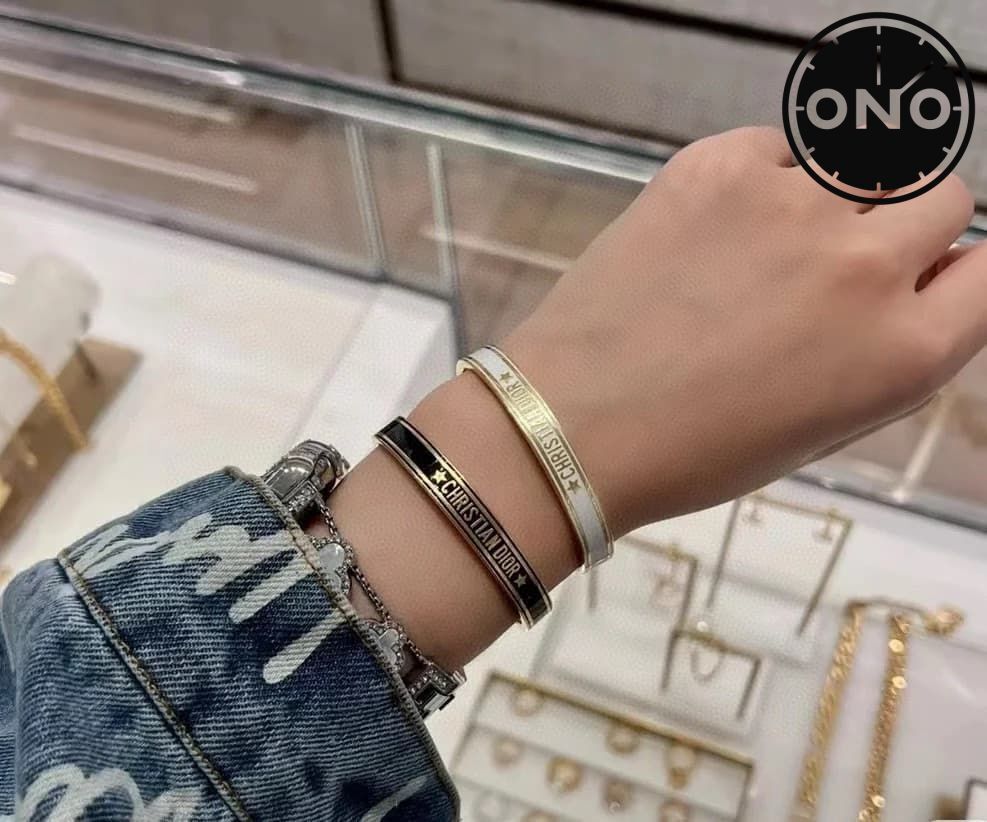 dior-bracelet_2_4.jpg