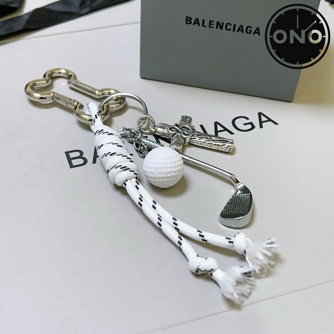 balenciaga-clasp_39_5.jpg
