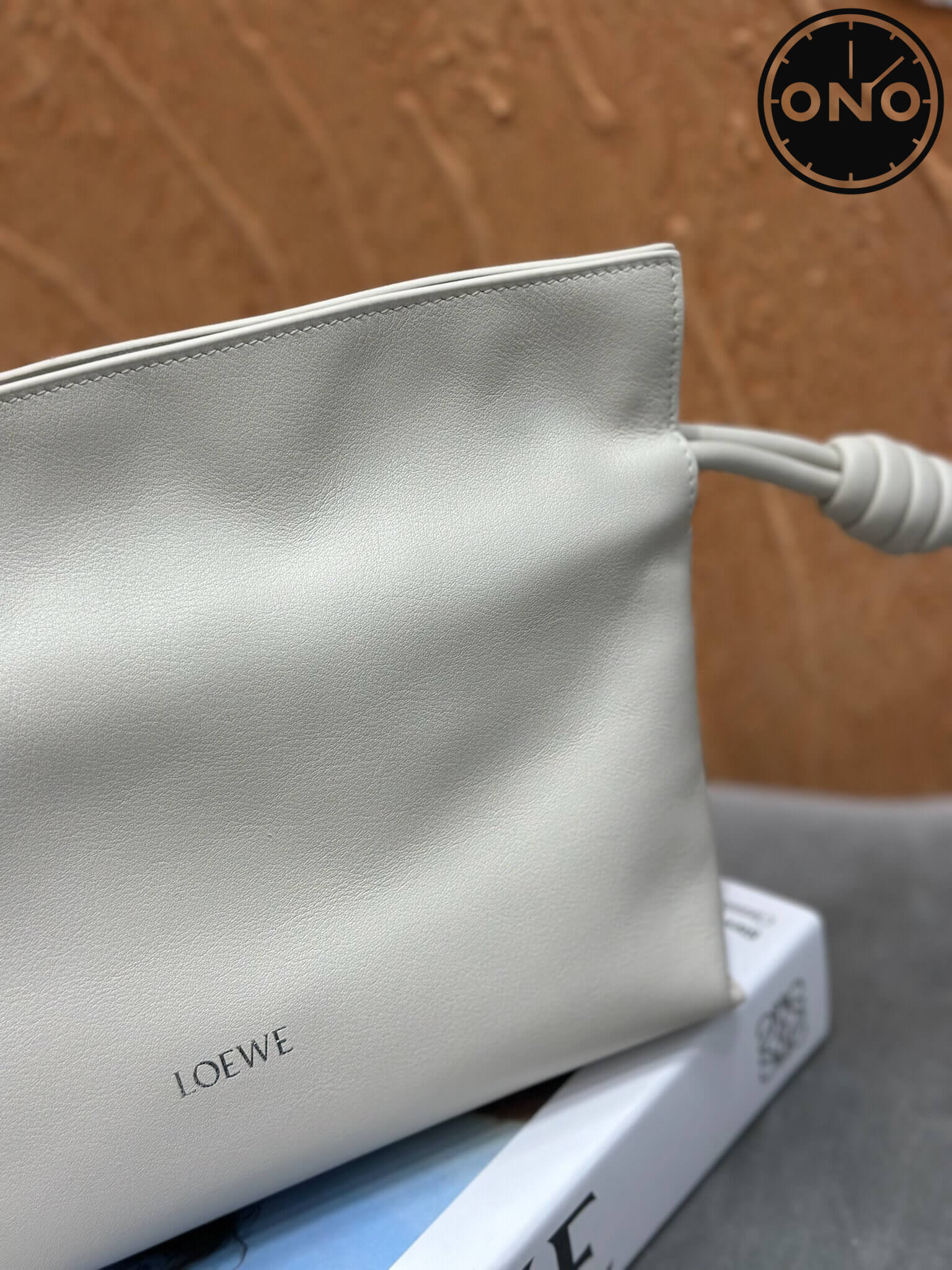 loewe_women_36_6.jpg