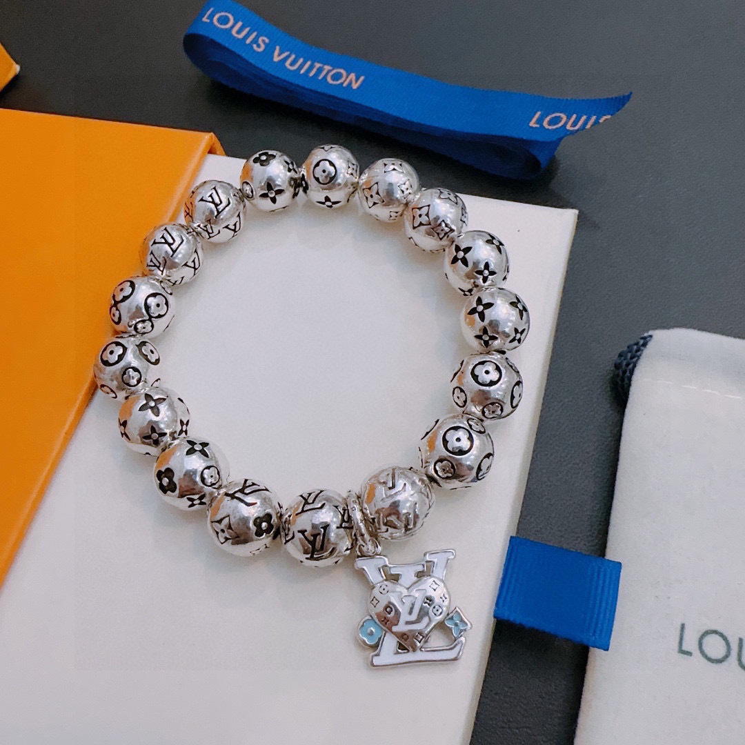 lv-bracelet_38_7.jpg