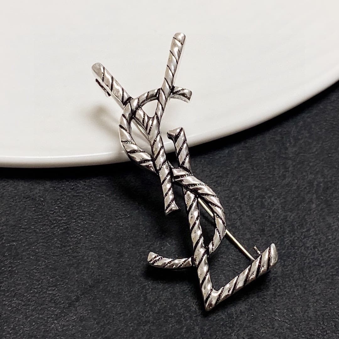 ysl-brooch_22_1.jpg